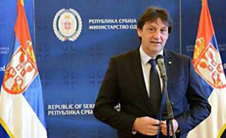 Ministar vojske