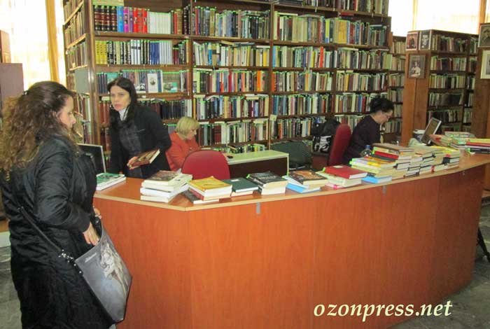 Samo sutra, upis u Biblioteku sa 50 odsto popusta! 1 BIBLIOTEKA