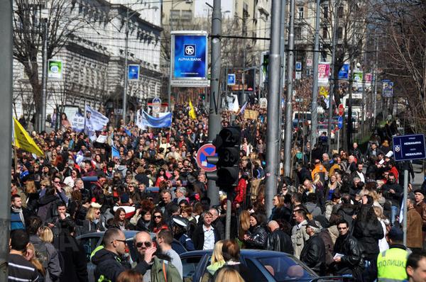Hiljade prosvetnih radnika na protestnoj šetnji 3 protest 4
