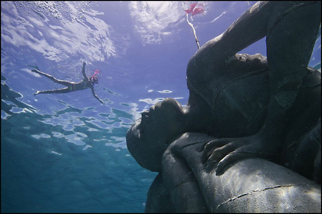 10 misterioznih podvodnih statua 5 voda-najveća-podvodna-skulptura