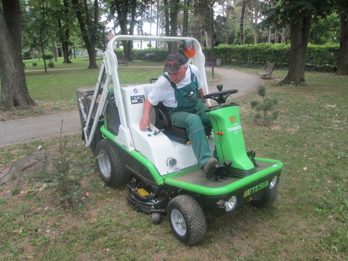 Nove mašine u Zelenilu 3 etesia