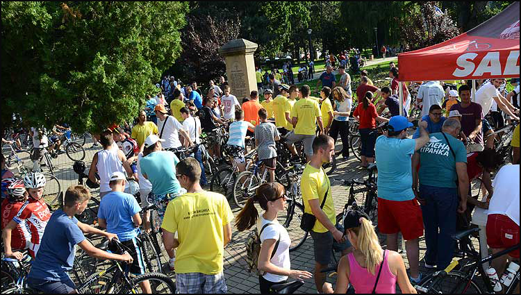 Učesnici-biciklijade-održane-03.07.2015