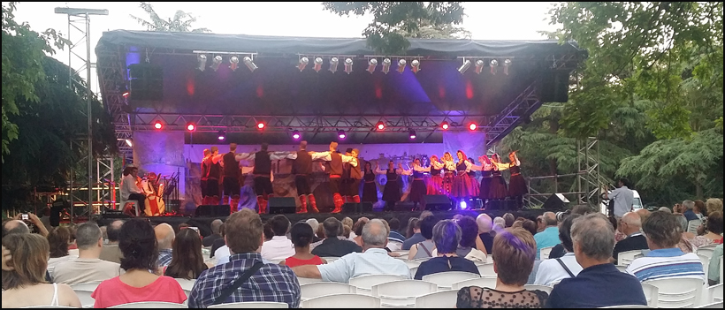 Želovci nastupali u Francuskoj 2 kud-zele-3x