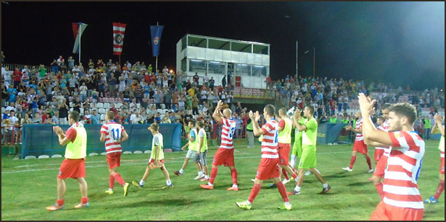 Borac povlašćen u žrebu za polufinale kupa 1 borac-pozdrav-publici