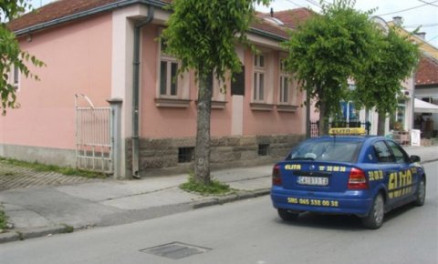 Slavni Čačanin sahranjen iscepan i u tuđem grobu 2 kuca cara lazara