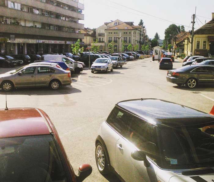 Pešačka zona umesto parkinga 1 parking