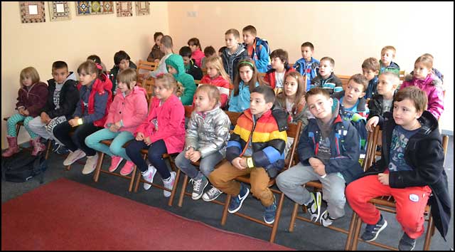 Čarolija knjige i biblioteke 4 carolija-1