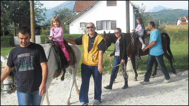 Dečja radost u Konjičkom klubu 8 ergela-7