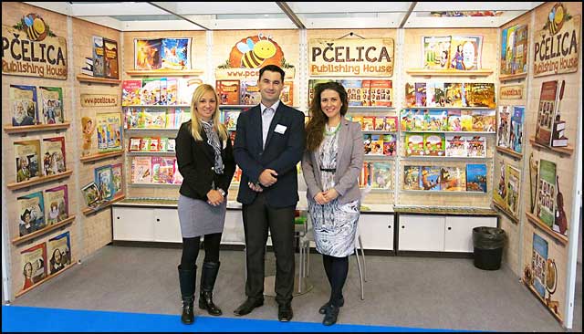 Pčelica bila na sajmu u Frankfurtu 2 pcelica-2x
