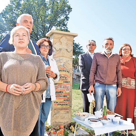 Obnovljen krajputaš mladom junaku 1 spomenik