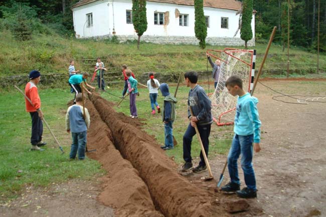 Celo selo se udružilo 1 Skola Viskoka foto Beba Bojovic