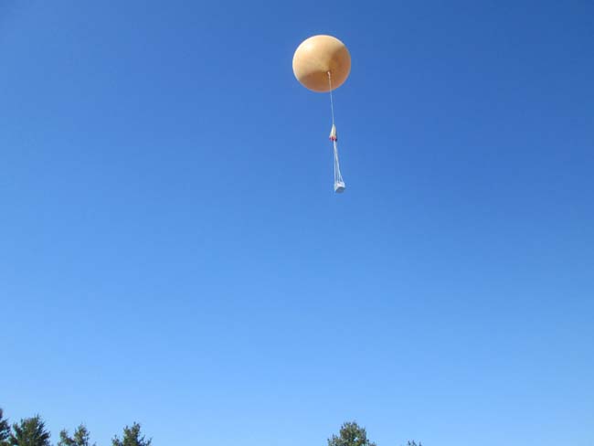 Učenici Tehničke škole napravili meteorološki balon 6 balon 3