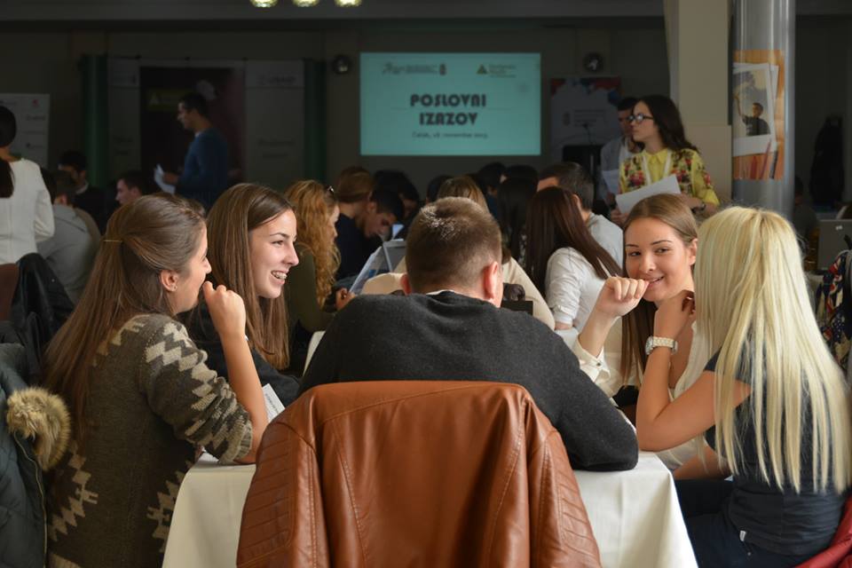 Takmičenje srednjoškolaca u Čačku 1 poslovni izazov