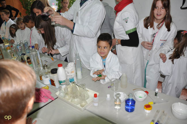 Festival igre i znanja za dan PU Moje detinjstvo 2 pu moje detinjstvo2