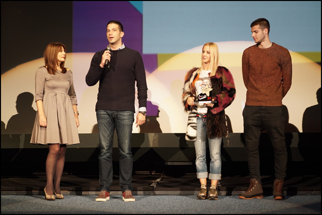 Noć reklamoždera 2016. 1 reklamozderi-Vanja-Udovicic,-Milica-Dabovic,--Filip-Manojlovic-sa--direktorkom-Telekoma-