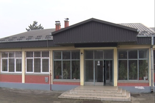 Roditelji obnavljaju školu u Ljubić selu 4 ljubic selo, skola
