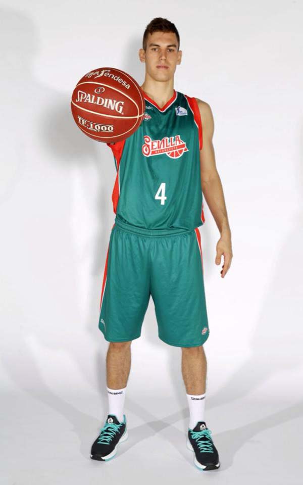 nikola radicevic, sevilja, spanija