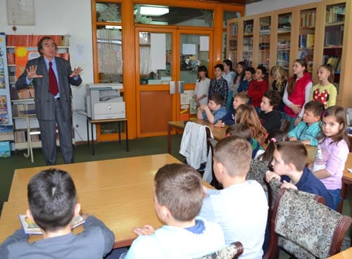 stanišić i osnovci_026703080311