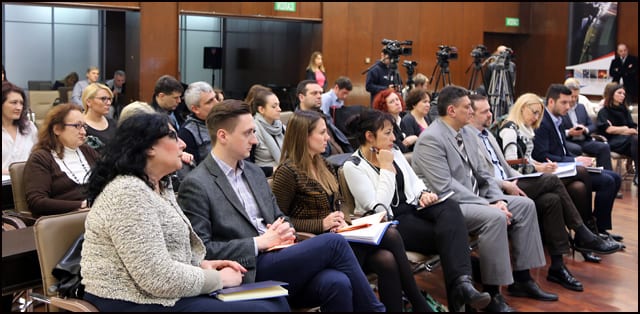 Profesionalni upravnici nisu obavezni 2 jovanka-atanackovic--(2)a