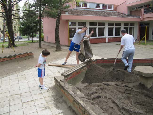 Zajednička akcija meštana Ljubić keja 3 Radost