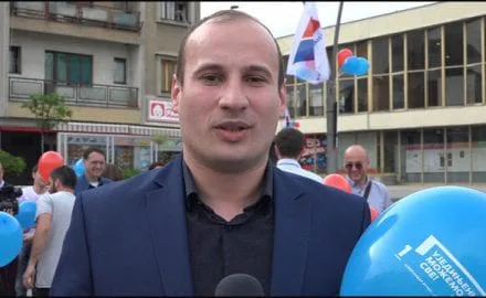 SNS-trg-4 Marko Parezanović