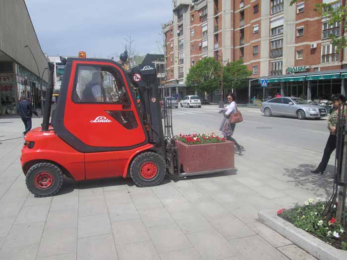 Novo igralište za najmlađe na meti vandala 2 ZELENILO