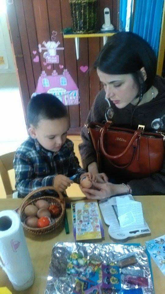 Deca i roditelji iz Majskog cveta za ugrožene 9 majski cvet
