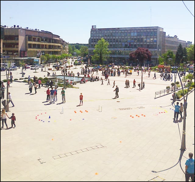 Sunčano predizborno podne na Gradskom trgu 1 trg-6