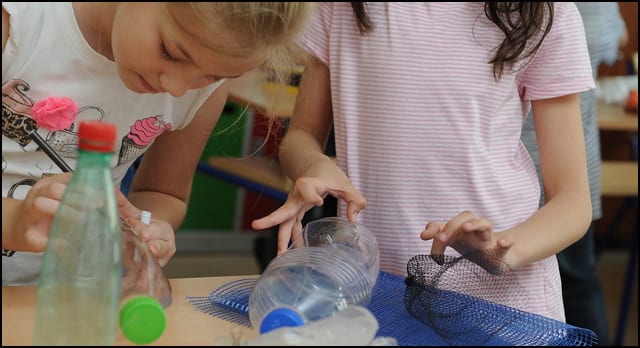 Samo pet škola u Čačku uvodi jednosmenski rad 1 Eko-skole_Hranilice-za-vrapce_02