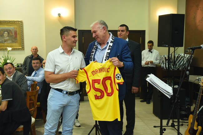 Dres Lazara Markovića za Jovana Stevića 1 Grobari za nas