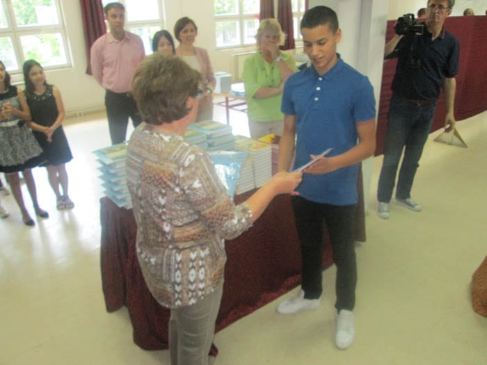 Nagrađeni najbolji učenici OŠ Milica Pavlović 4 OŠ Milica Pavlović