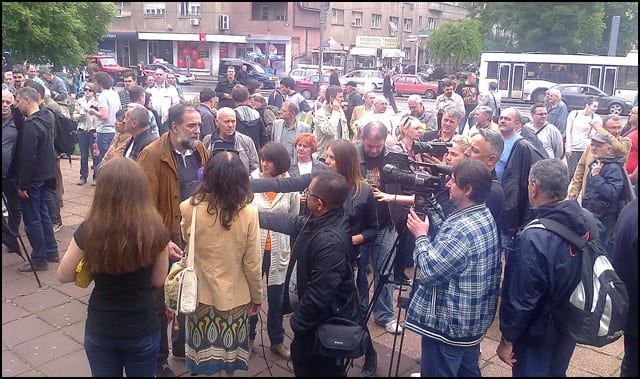 nis-protest-5