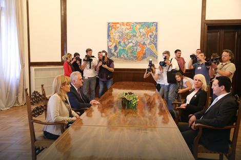 SRS u 30 sekundi s Nikolićem 1 srs