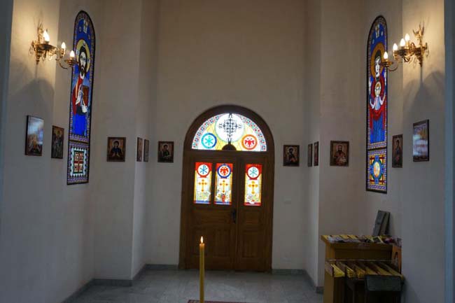 ulaz-u-crkvu-sv.-Konstantina-i-carice-Jelene