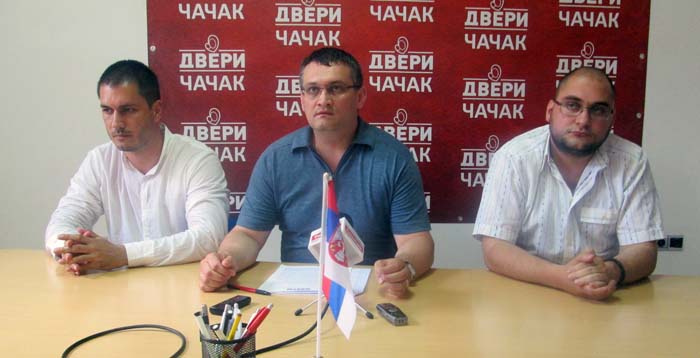 Dvekri, Tanasković, Božović