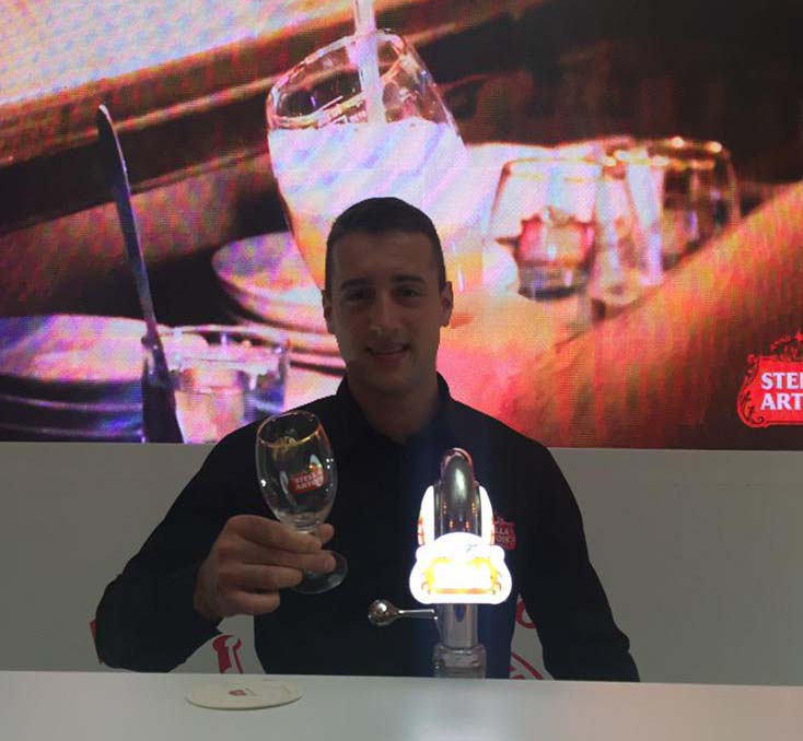 Čačanin u finalu takmičenja u točenju piva 1 milos_pivo1
