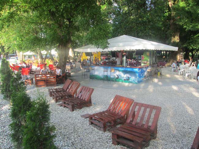 plaza6