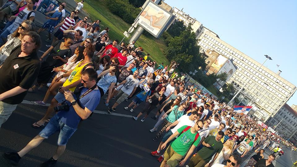 Sve više ljudi na ulicama Beograda 5 protest5
