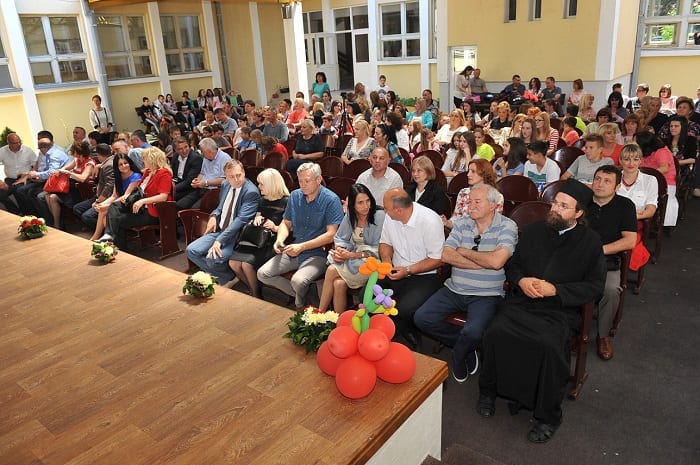 OŠ Ratko Mitrović