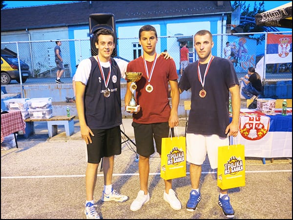 trojka-pobednici