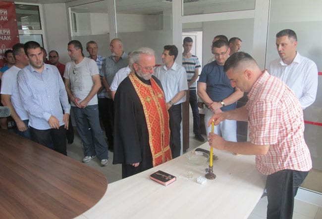Dveri od danas u novim prostorijama 2 Dveri, Čačak
