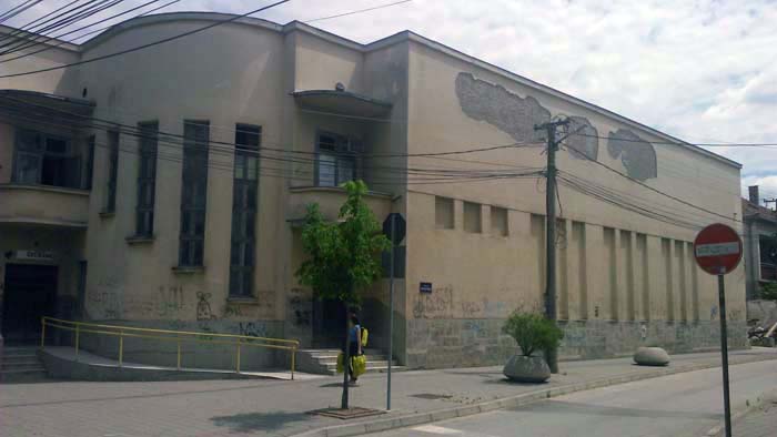 Počelo rušenje Sutjeske (FOTO) 2 sutjeska1