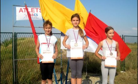 Viktorija Mikić 2 mesto u disciplini bacanje vorteksa
