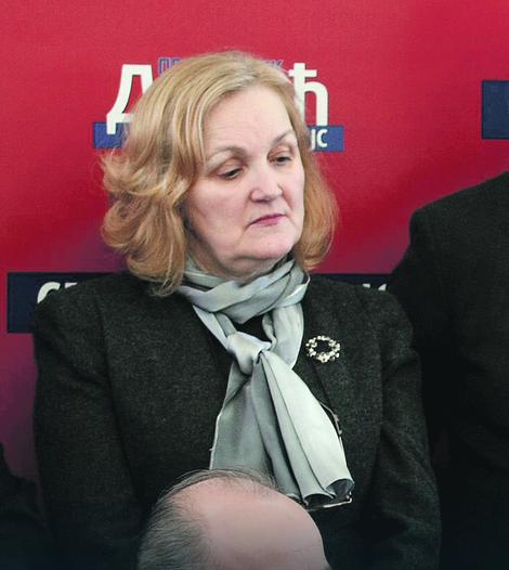 mira petrović, pups