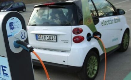 Eko reli, električni autombil
