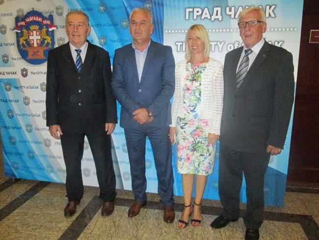 U Čačku potpisan sporazum srpske i hrvatske privredne komore 3 Privredna komora Kraljevo