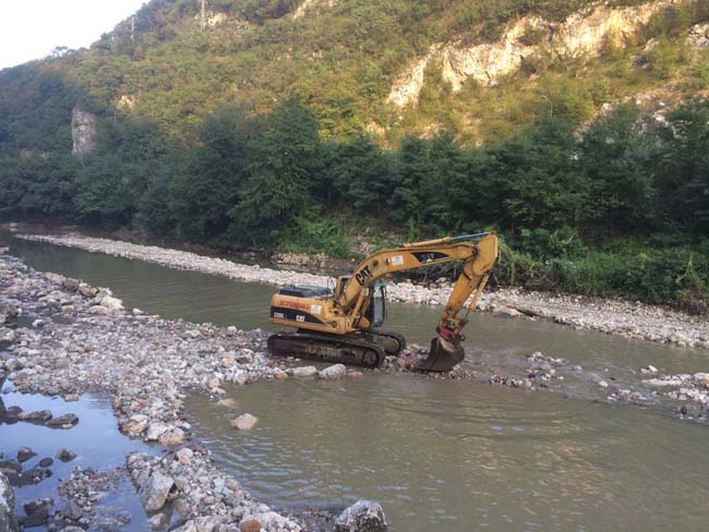 Ovčar Banja, reka