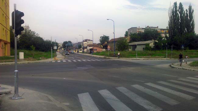 Uskoro semafori kod Plavog mosta 2 raskrsnica, semafori