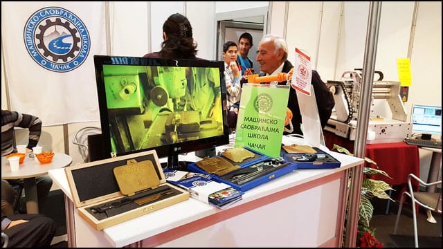 stand-1