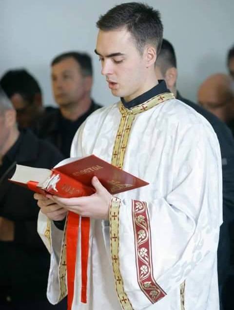 Košarkašku loptu zamenio Biblijom 2 djoric1